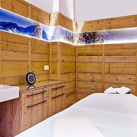 Hotel Palue 3*