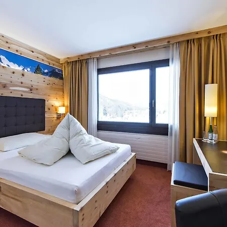 Palu Hotel 3*