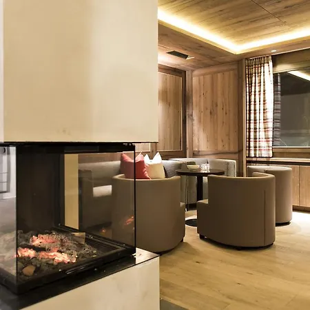 Palue 3* Понтрезина