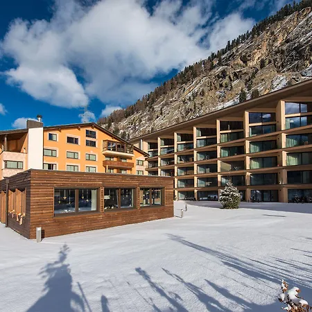 Hotel Palue 3*