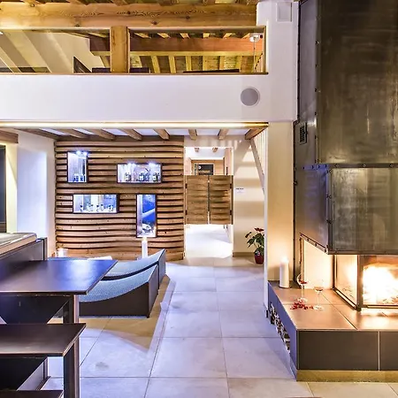 Hotel Palue