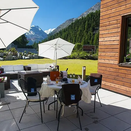 Hotell Palue 3*