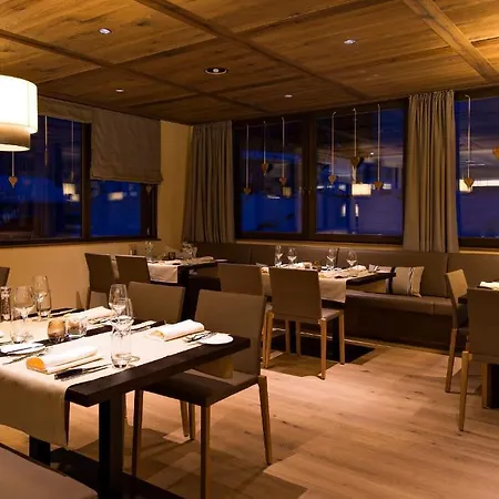 Palue Hotell