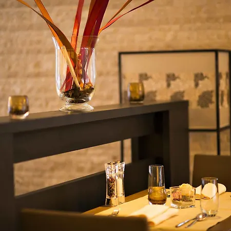 Palue Hotell